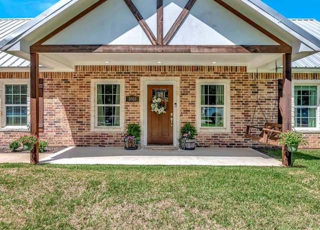 Property at 1003 Holubec St, Diboll, TX 75941, 3 beds, 2 baths