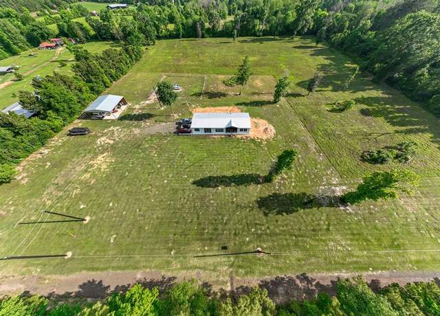 Property at 371 Private Road 6327, Jasper, TX 75951, 3 beds, 2 baths
