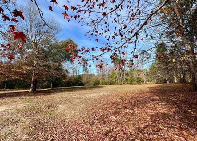 Property at 310 Westwood Dr, Jasper, TX 75951