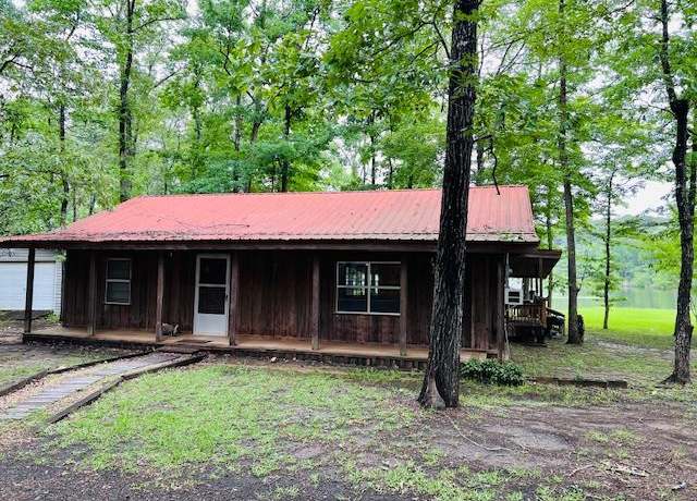 Property at 926 Shawnee Shores Dr, Hemphill, TX 75948, 2 beds, 1 bath