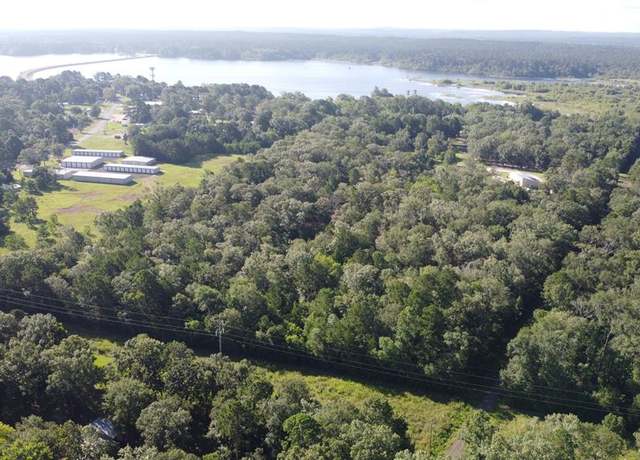 Property at 359 Mallard St, Hemphill, TX 75948