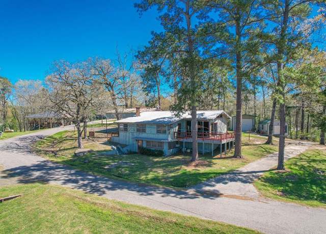 Property at 1251 County Road 371, Broaddus, TX 75929, 3 beds, 2.5 baths