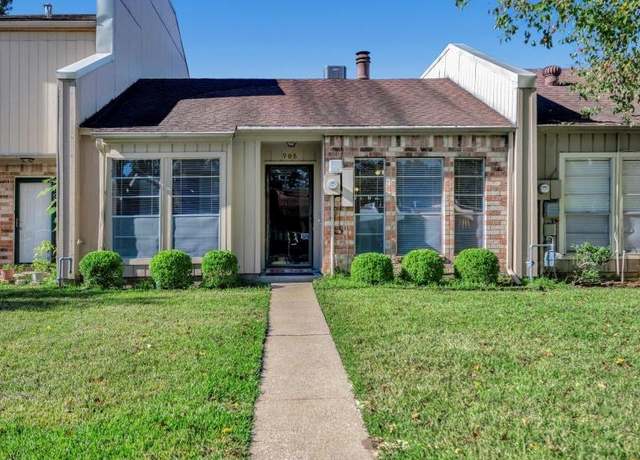 Property at 908 Townwood, Lufkin, TX 75904, 2 beds, 2 baths