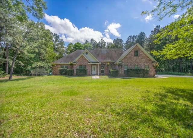 Property at 102 Cr 523, Nacogdoches, TX 75964, 4 beds, 2.5 baths