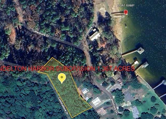 Property at 196 Commodore Dr, Hemphill, TX 75948