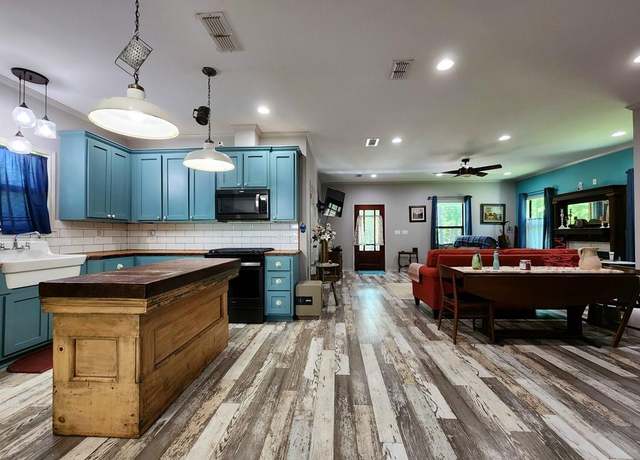 Property at 155 G R Bryan Ln, Hemphill, TX 75948, 3 beds, 2 baths