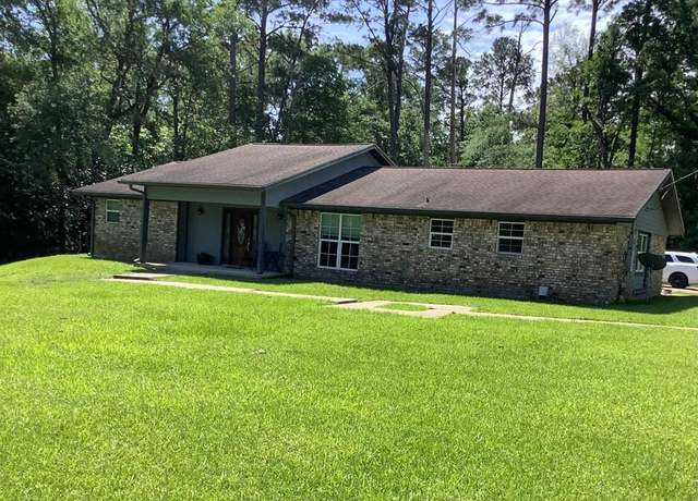 Property at 1106 Cr 168, Jasper, TX 75951, 3 beds, 2 baths