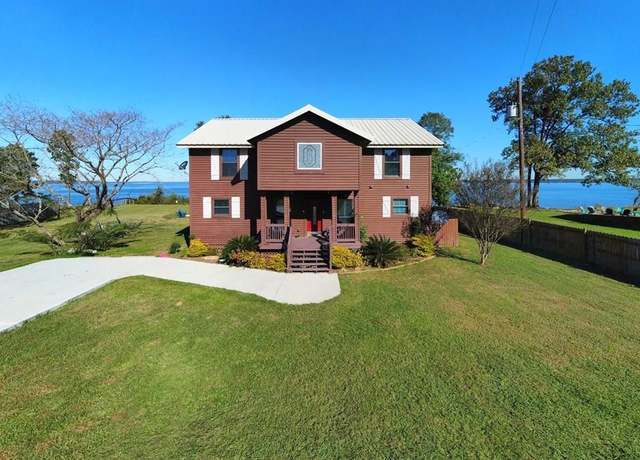 Property at 4509 Carters Ferry Rd Rd E, Milam, TX 75959, 4 beds, 2.5 baths
