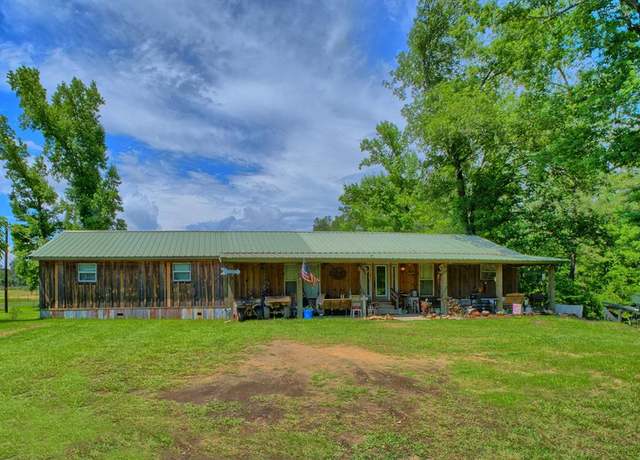 Property at 180 Cr 2087, Burkeville, TX 75932, 5 beds, 2 baths