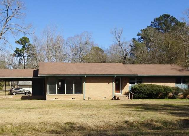 Property at 1201 Tom Temple Dr, Lufkin, TX 75904, 3 beds, 2 baths