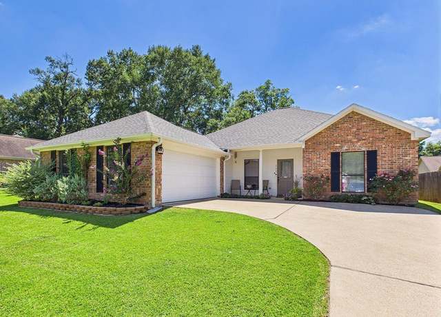 Property at 115 Willow Brook Dr, Lufkin, TX 75901, 3 beds, 2 baths