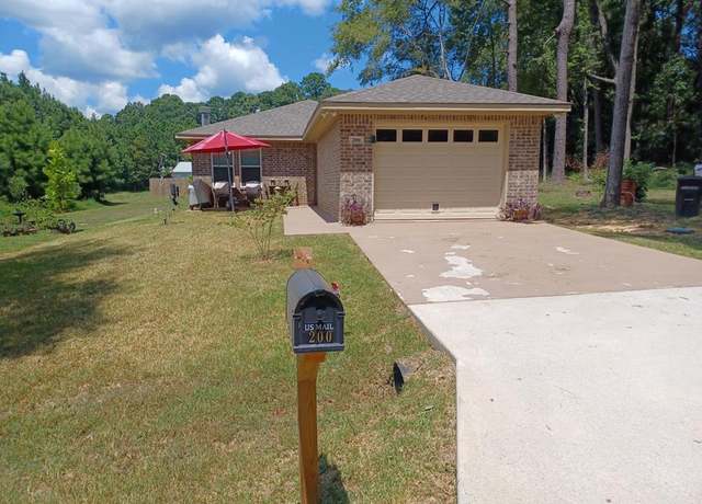 Property at 200 Leeward Dr, Hemphill, TX 75948, 2 beds, 2 baths