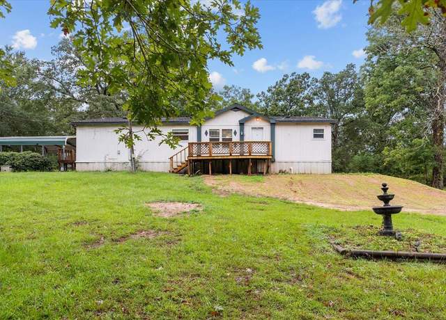 Property at 372 Tripletree St, Lufkin, TX 75904, 3 beds, 2 baths