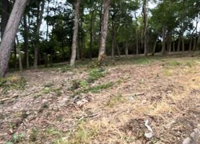 Property at 871 Rainbow Dr, Center, TX 75935