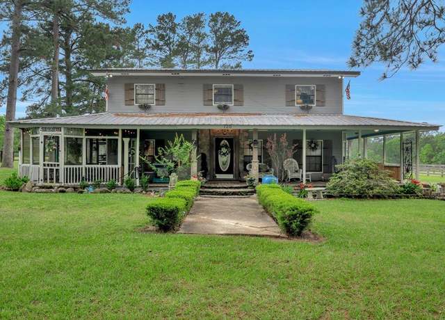 Property at 720 Morris Rd, Diboll, TX 75941, 4 beds, 2 baths