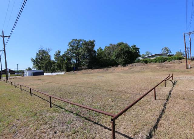 Property at 315 N Wheeler St, Jasper, TX 75951