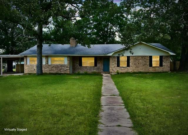 Property at 213 Crosstimbers St, Lufkin, TX 75904, 3 beds, 2 baths