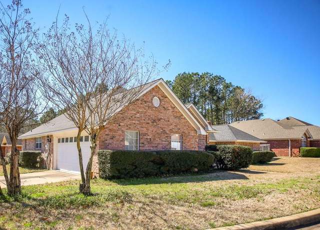 Property at 3712 Ashbury Ln, Nacogdoches, TX 75965, 3 beds, 2 baths