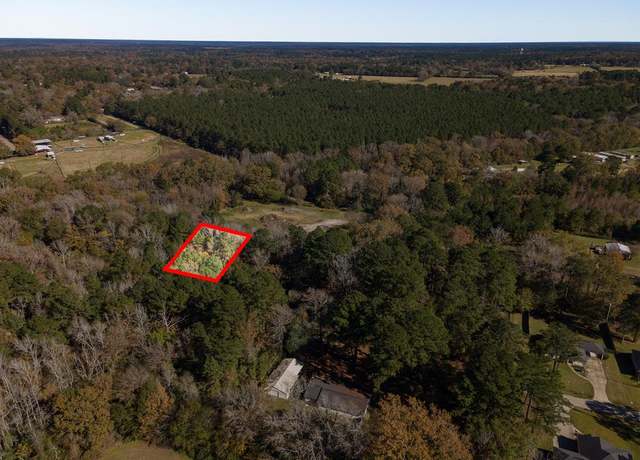 Property at R81467 Kansas St, Huntington, TX 75949