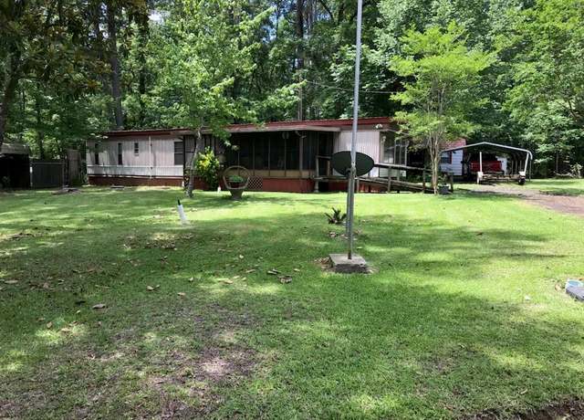 Property at 288 Holiday Cir, Hemphill, TX 75948, 2 beds, 1.5 baths