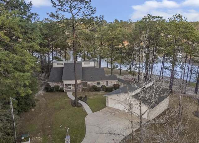 Property at 162 Pinecrest Dr, Brookeland, TX 75931, 3 beds, 2.5 baths