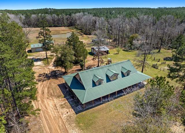 Property at 2210 Fm 692, Burkeville, TX 75932, 4 beds, 3 baths