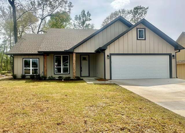 Property at 210 Sybil Dr, Lufkin, TX 75901, 3 beds, 2 baths