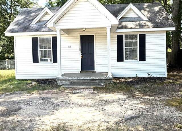 Property at 115 Elliott St, Center, TX 75935, 2 beds, 1 bath
