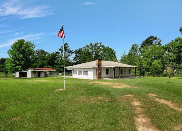 Property at 300 DC Lawson Rd, Lufkin, TX 75904, 2 beds, 1.5 baths