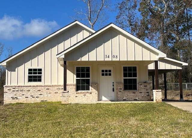 Property at 3408 Brook Holw, Nacogdoches, TX 75964, 3 beds, 2 baths