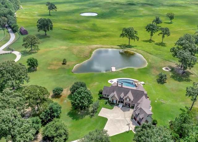 Property at 1811 Caspers Cv, Lufkin, TX 75904, 5 beds, 6 baths