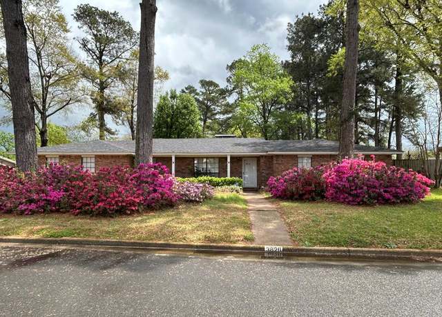 Property at 3820 Sir Gawain Dr, Nacogdoches, TX 75965, 3 beds, 2 baths
