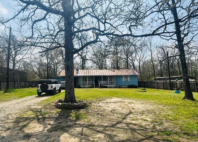 Property at 4201 E State Hwy 103, Lufkin, TX 75901, 4 beds, 3 baths