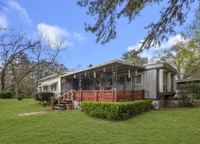 Property at 170 Shela St, Huntington, TX 75949, 2 beds, 1 bath