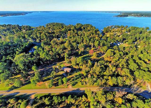 Property at 320 Sabinetown Sabine Cir, Hemphill, TX 75948