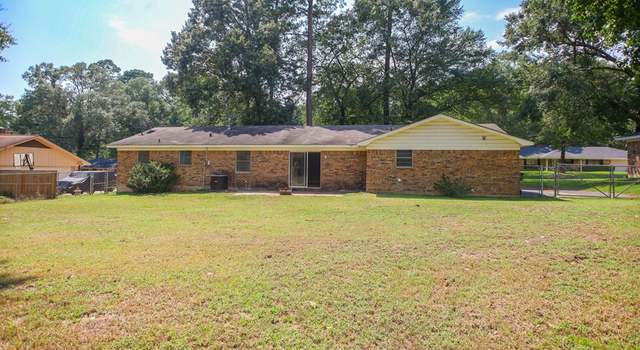 Photo of 2925 Lake Forest Dr, Nacogdoches, TX 75964