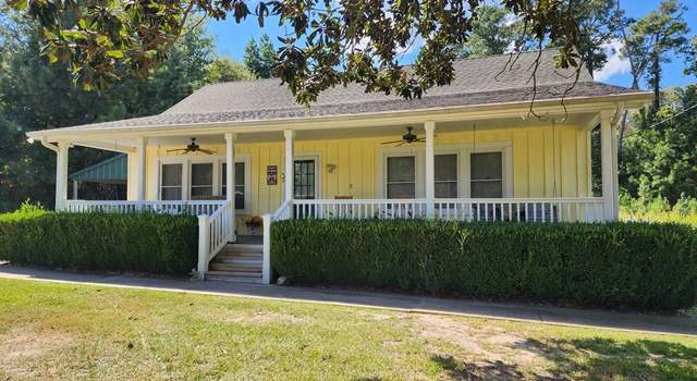 Photo of 245 S Peachtree St, Jasper, TX 75951