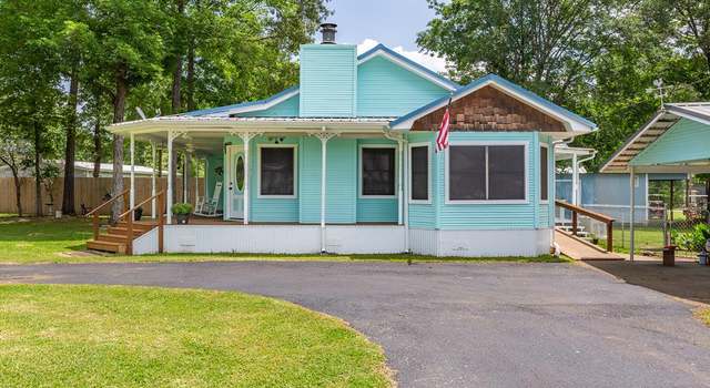 Photo of 377 Johnnie St, Zavalla, TX 75980