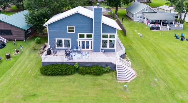 Photo of 321 Paradise Dr, Zavalla, TX 75980