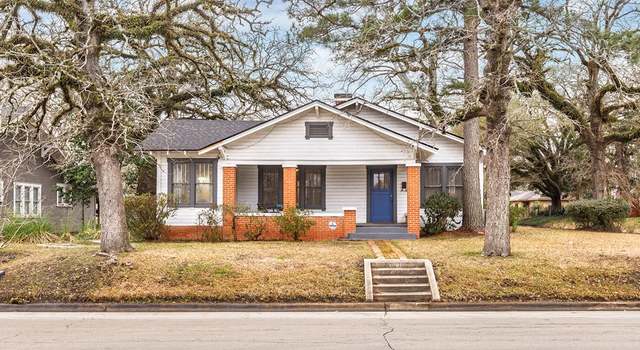 Photo of 1002 S 1st St, Lufkin, TX 75901