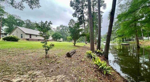 Photo of 517 Shamrock Dr, Milam, TX 75959