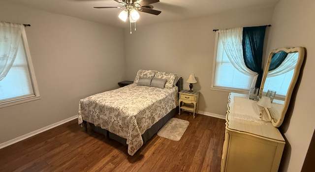 Photo of 105 Nichols St, Pineland, TX 75968