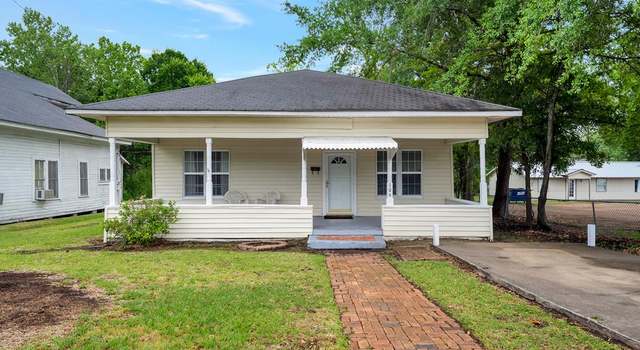 Photo of 106 Hines St, Diboll, TX 75941