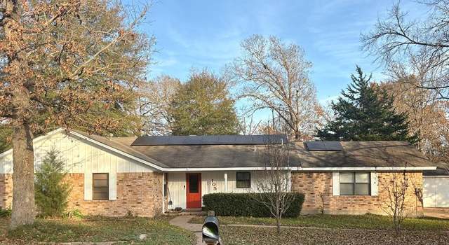 Photo of 105 Pebble Crk, Lufkin, TX 75901