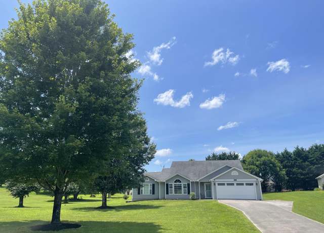 Property at 1830 Pheasant Crossing Dr, Dandridge, TN 37725, 3 beds, 2 baths