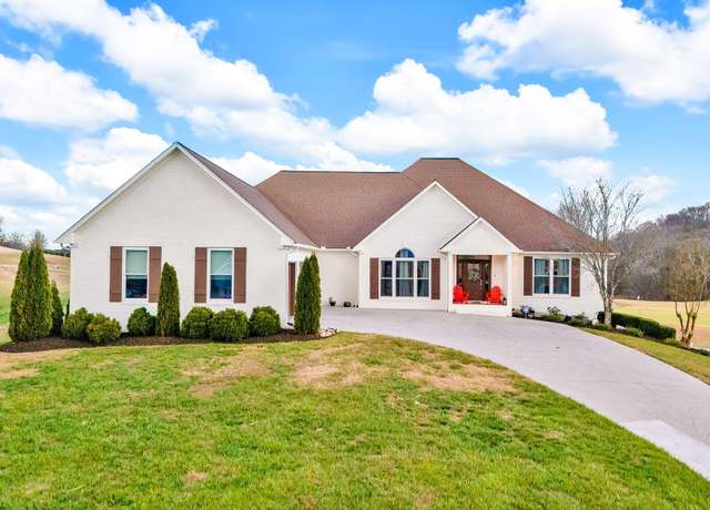 Property at 405 Colonial St, Jefferson City, TN 37760, 4 beds, 3.5 baths