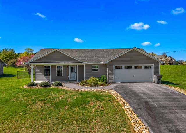 Property at 2807 Scenic Lake Cir, Morristown, TN 37814, 2 beds, 2 baths