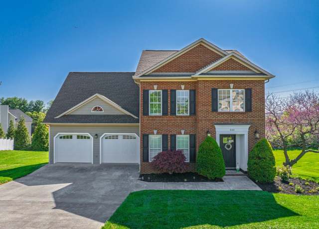 Property at 420 Derbyshire Ct, Morristown, TN 37814, 5 beds, 4.5 baths