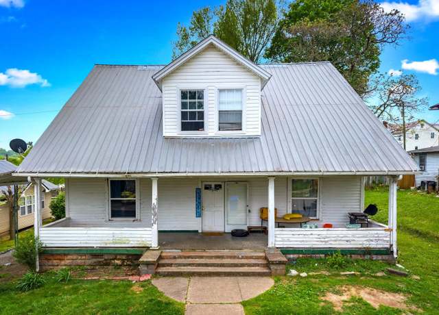 Property at 225 W Louise Ave, Morristown, TN 37813, 5 beds, 2 baths