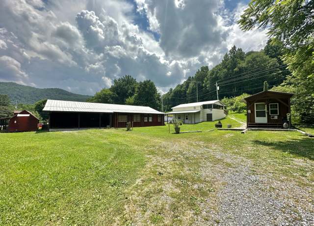 Property at 4140 Chavis Rd, Cosby, TN 37722, 3 beds, 3.5 baths